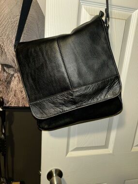 Black Leather Crossbody Messenger Bag - Men's Shoulder Bag